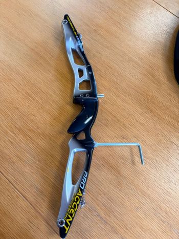 Win&Win Pro Accent Riser LH USED!